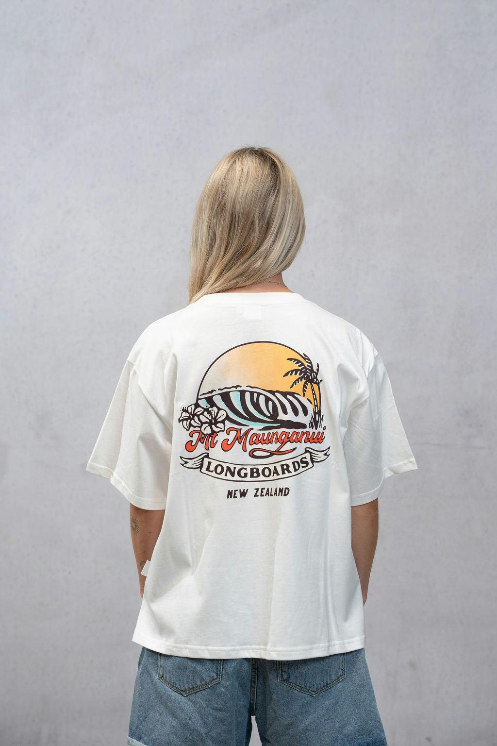 Mt Maunganui Surf Women's Tee - White