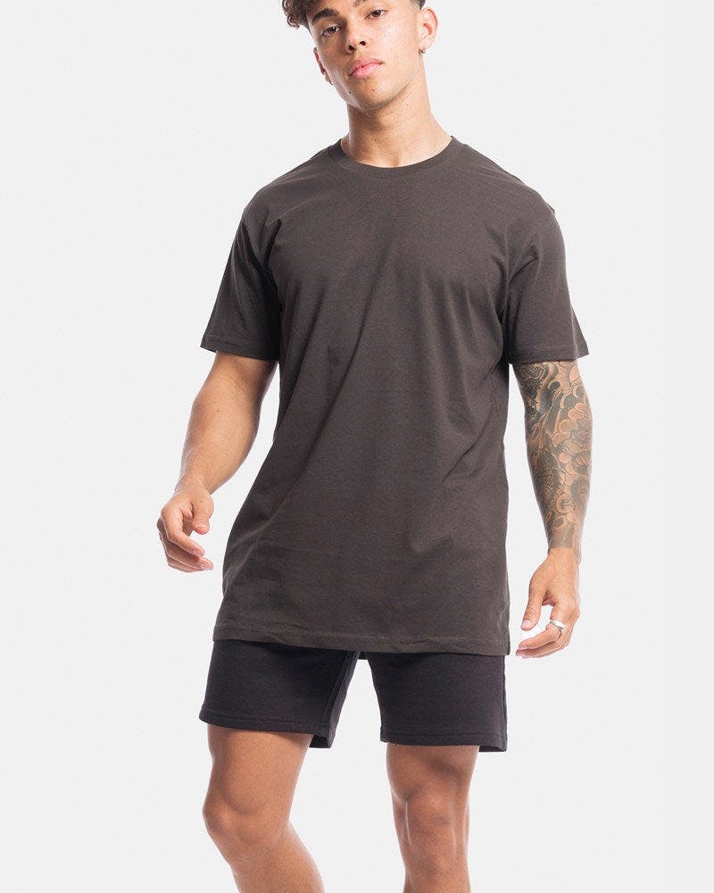 Vacant Tee