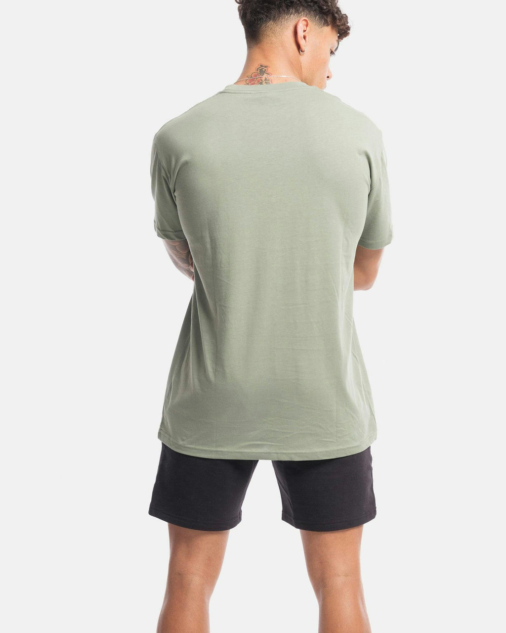 Straya Tee