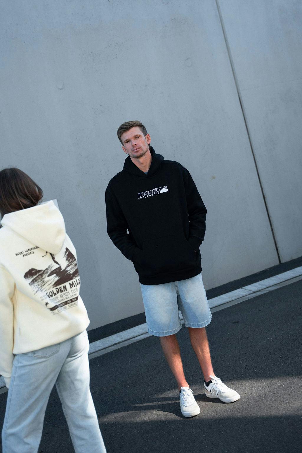 Y2K Mount Surf Hoodie - Black