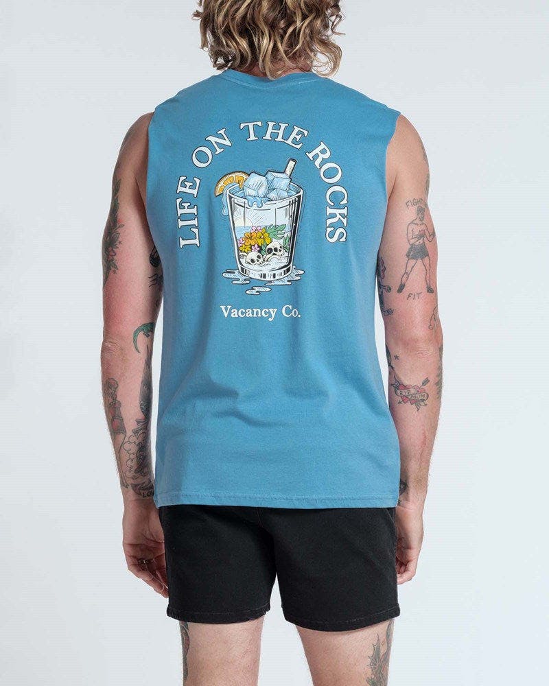 Life on the Rocks Tank