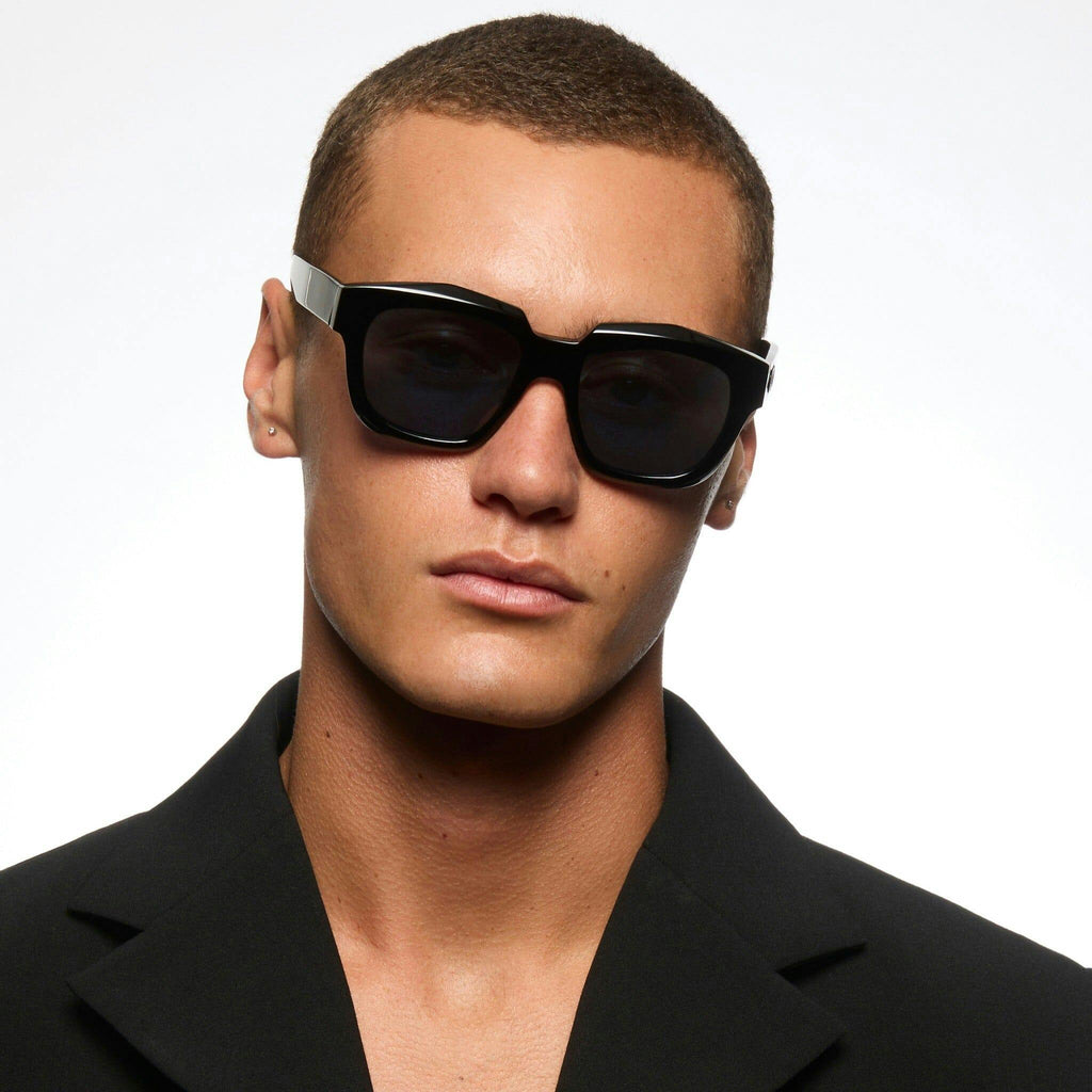 VIVID Gloss Black | Blue Telluric Lens