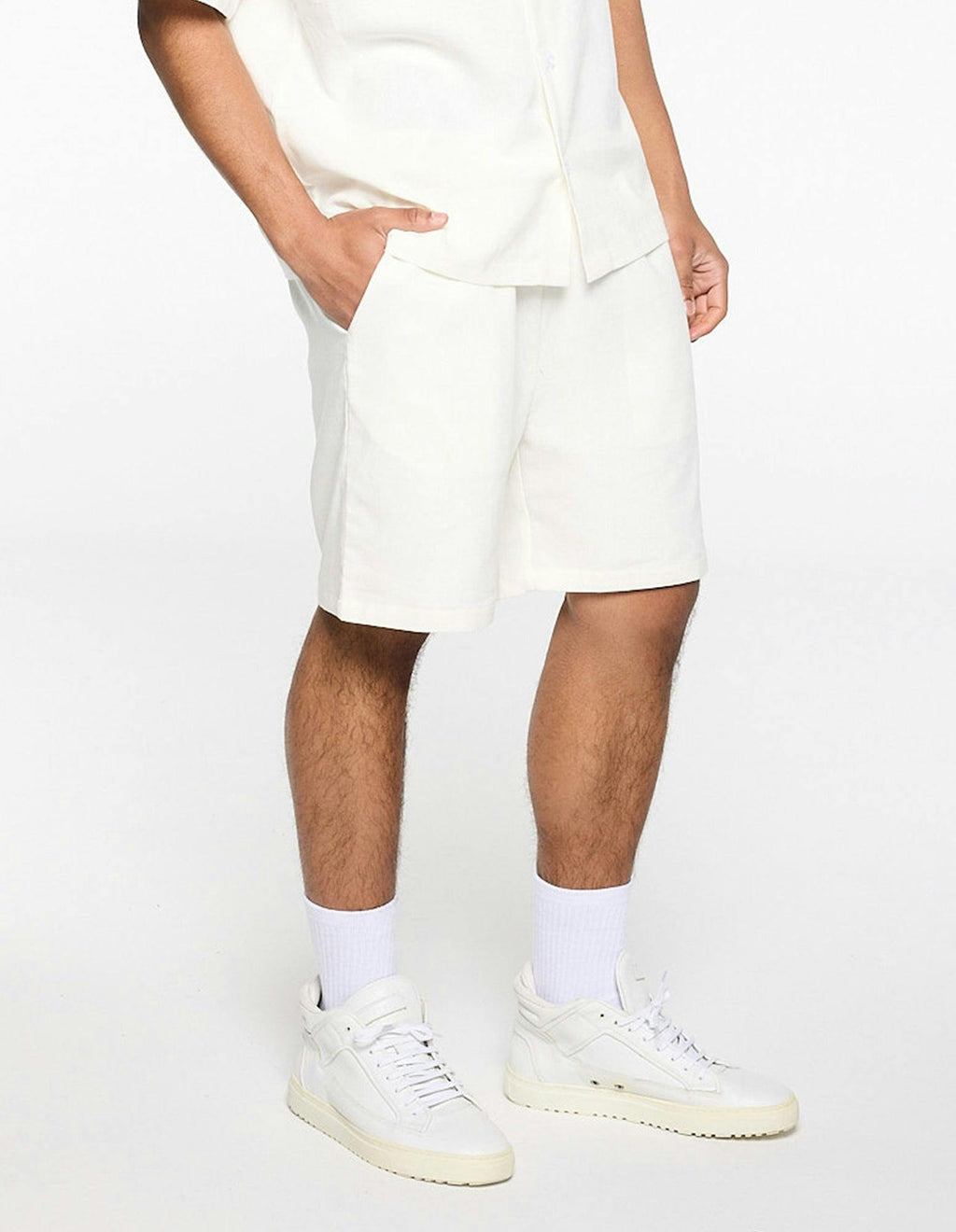 Rarefied Linen Shorts - White