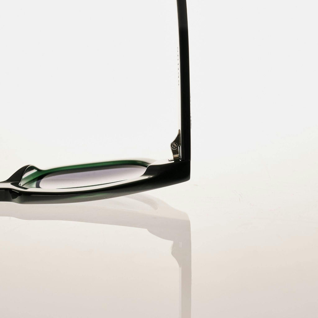VIVID Translucent Moss Green | Grey Bio Lens