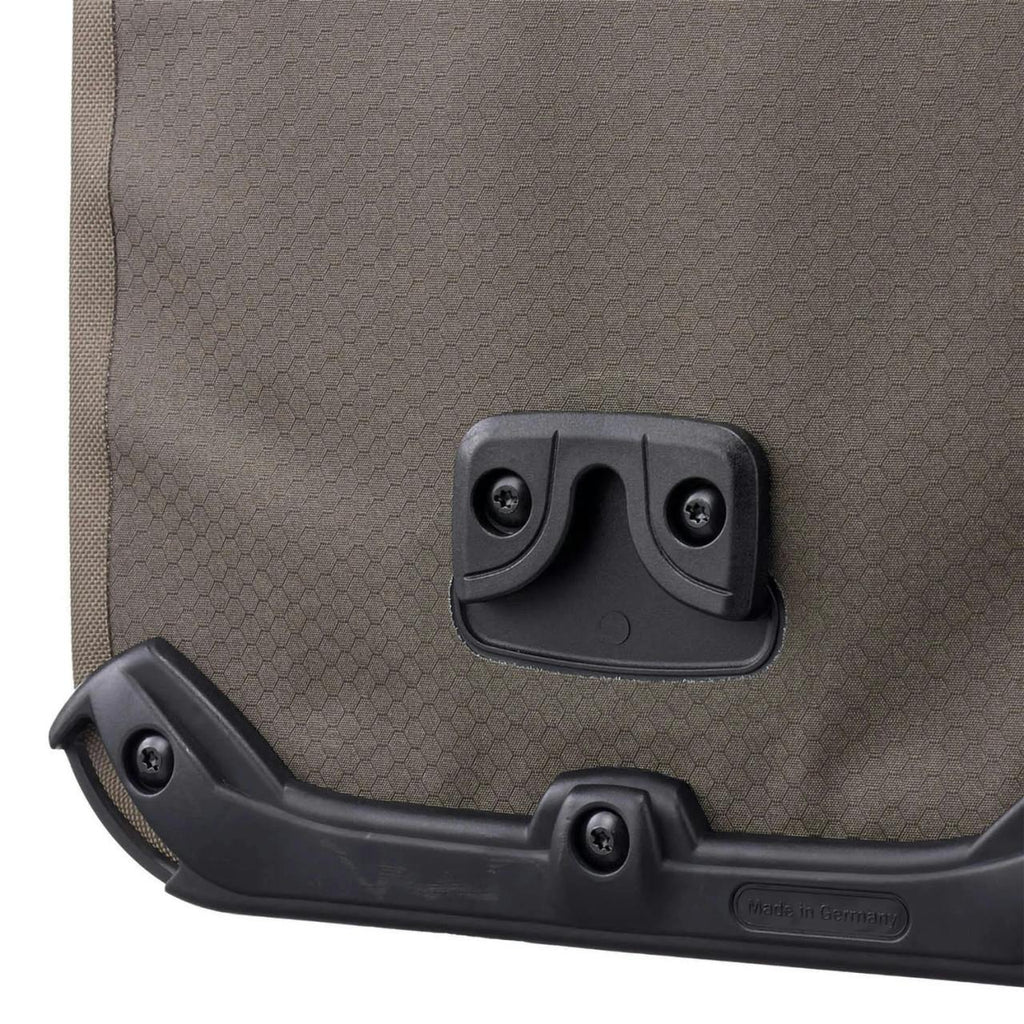 QL3.1 Gravel-Pack Dark Sand