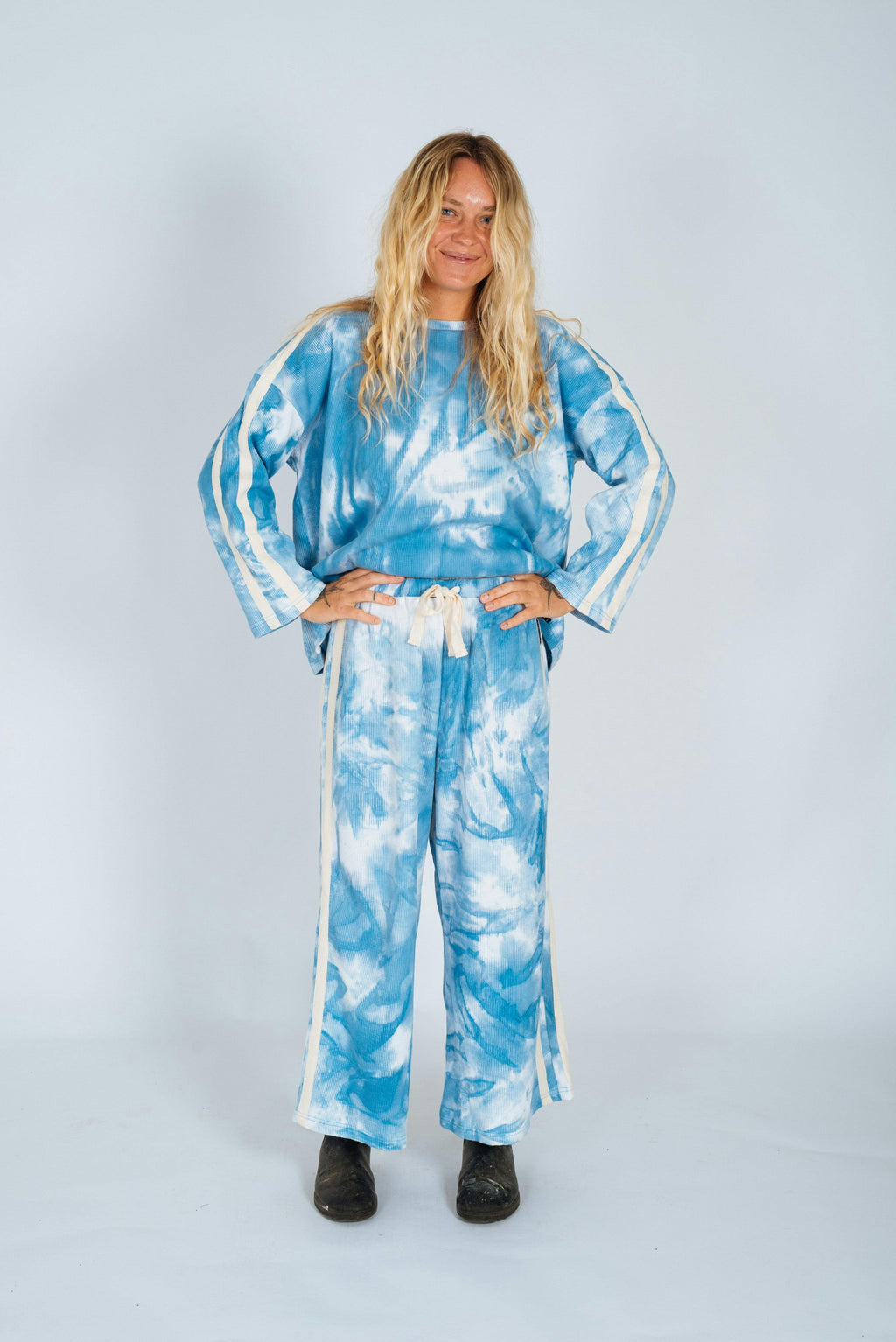 Lounge Long Sleeve Tee in Cloud Tie Dye