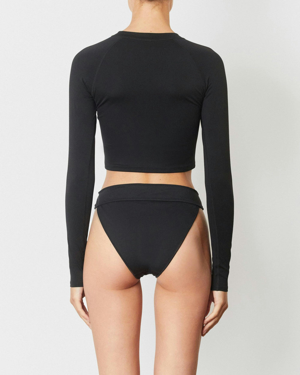THE CONTOUR RASHGUARD - BLACK