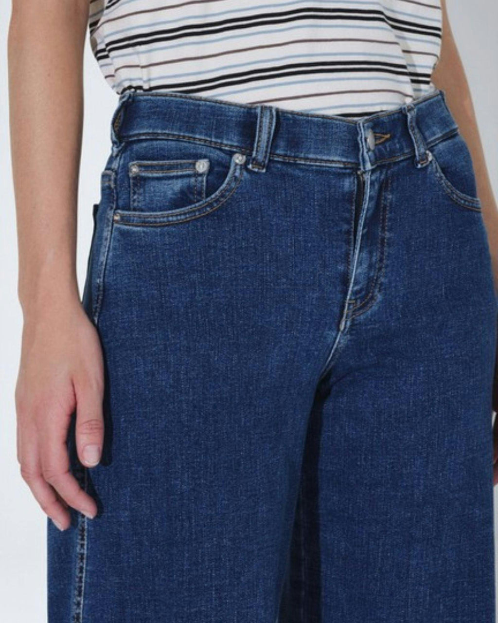 Zila Mid Wide Jeans - Vale Mid Plain