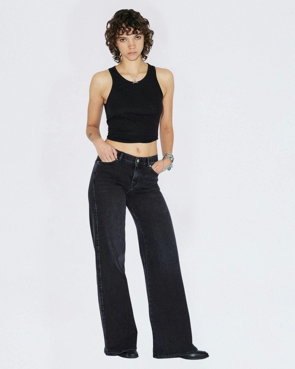 Zila Mid Wide Jeans - Black Mist