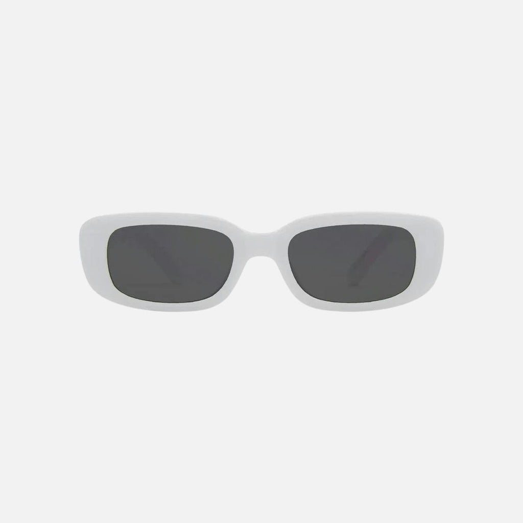Lizbeth - Gloss White Grey Lens