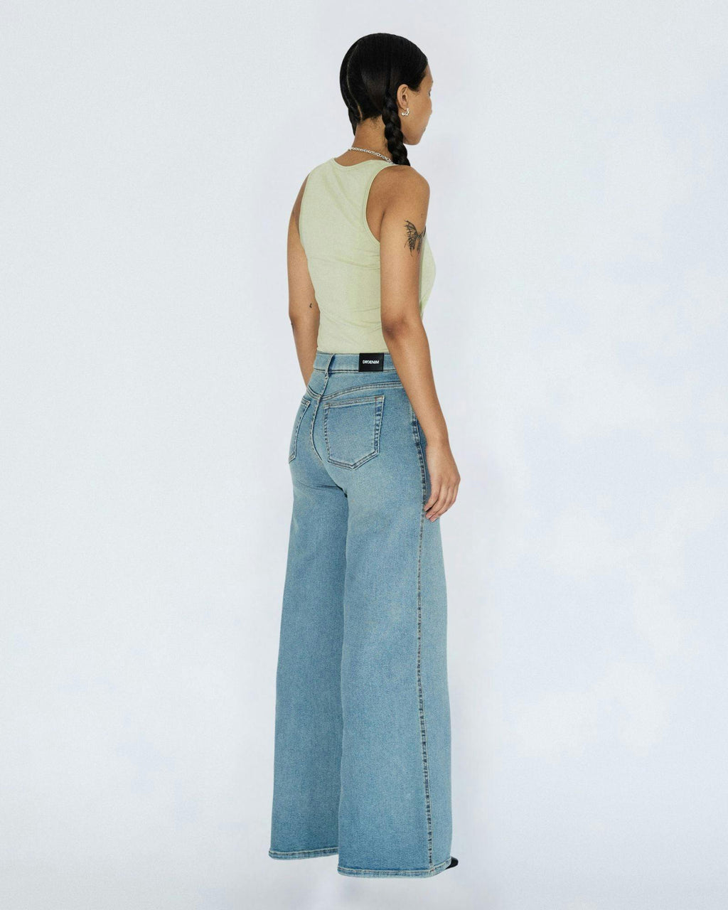 Zila Mid Wide Jeans - Cape Light Vintage