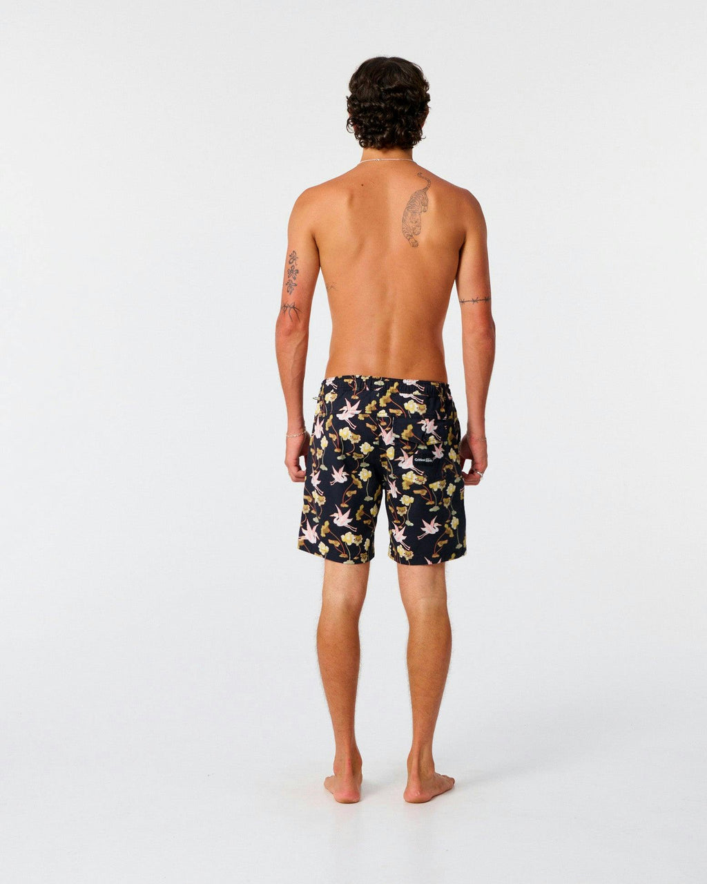 Lilypad 17" Trunk - Vintage Black