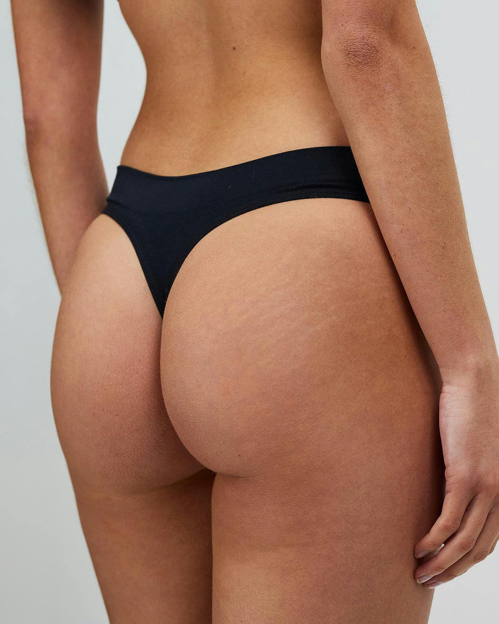 CHEEKY G STRING - BLACK