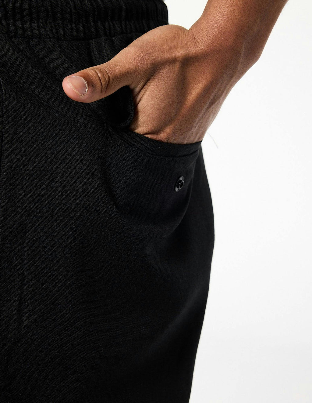 Rarefied Linen Shorts - Black