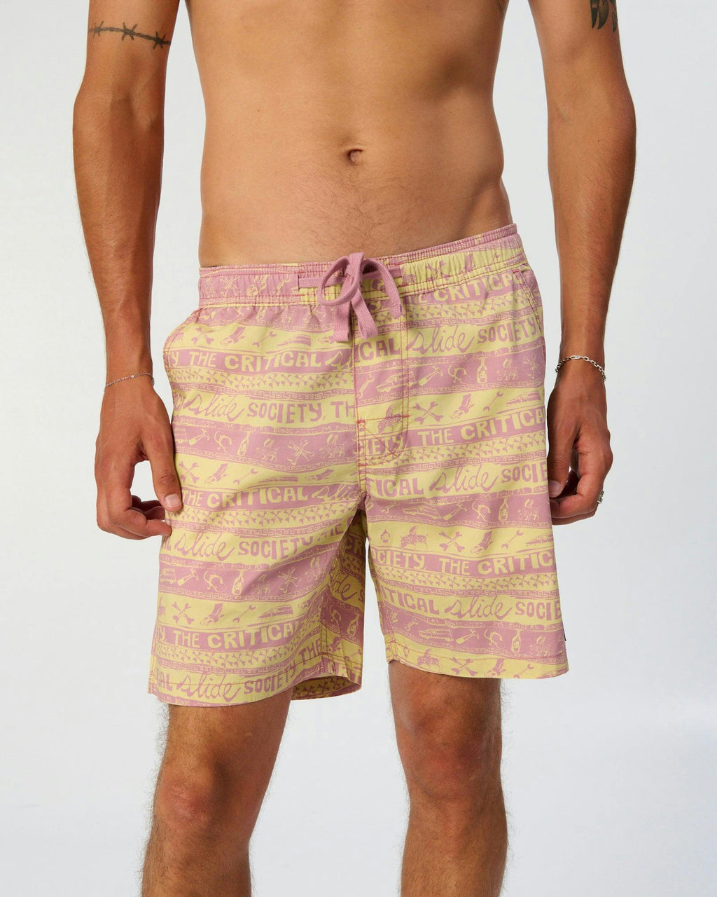 Myth 17" Trunk - Coral