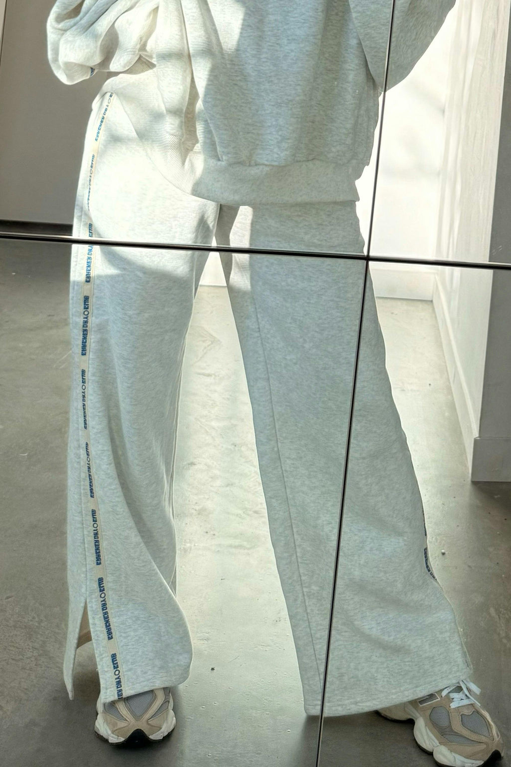 Cloud Racer Sweatpants - Grey Marle