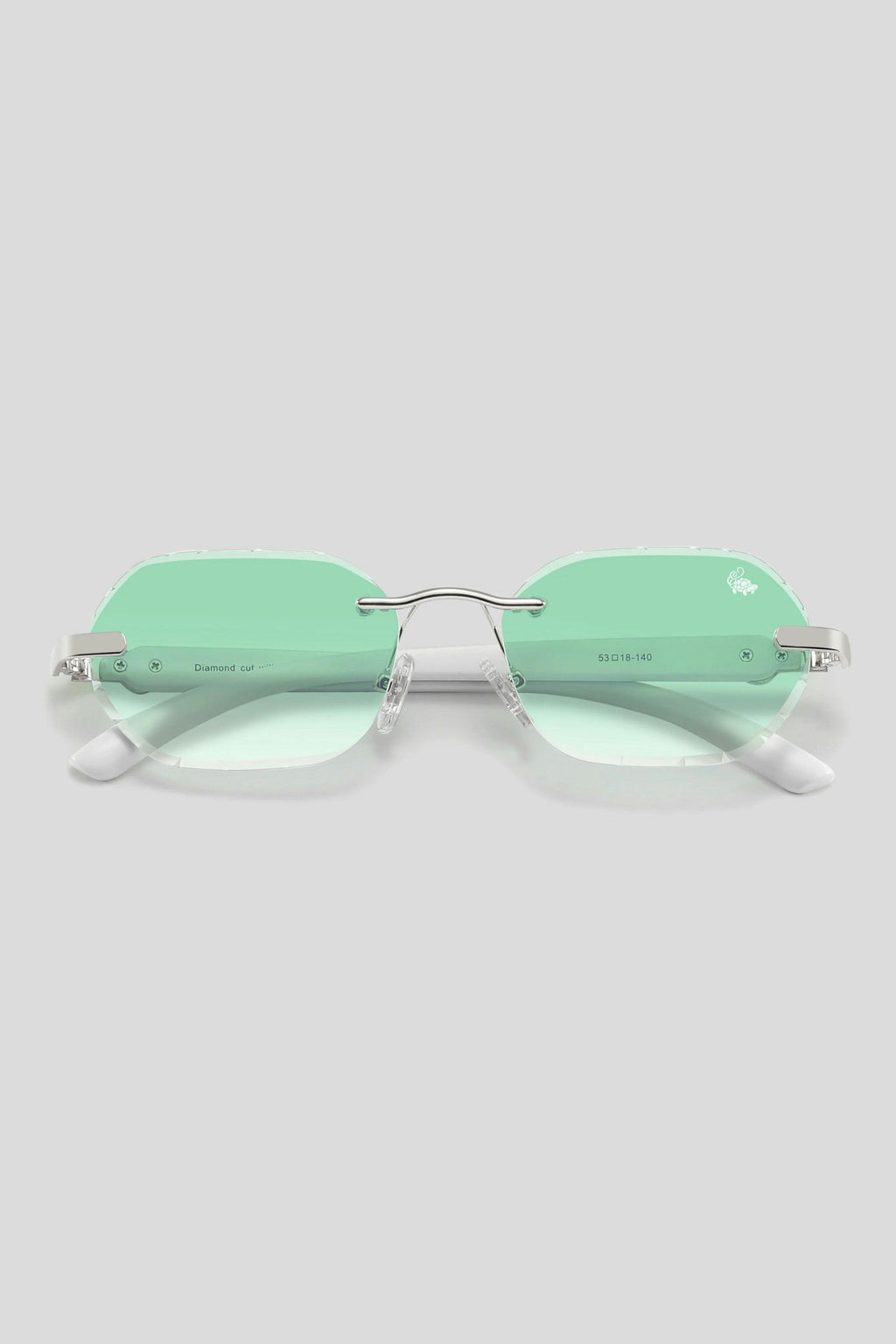 Diamond Cut Willow Green Silver | White