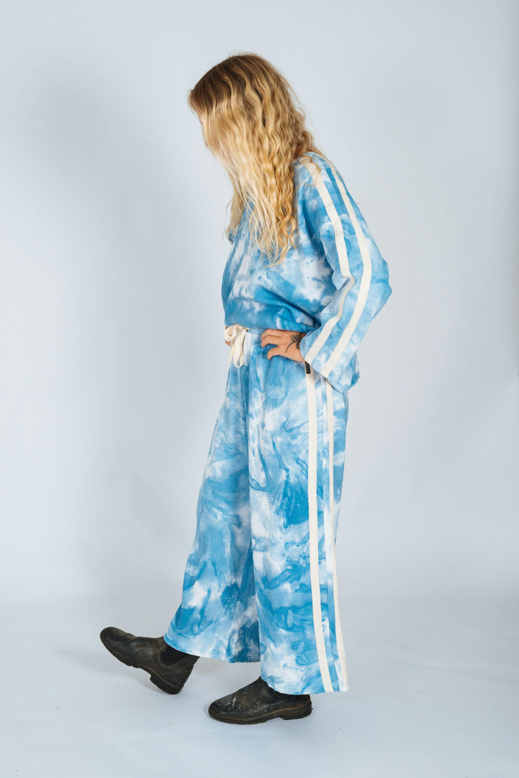 Lounge Long Sleeve Tee in Cloud Tie Dye