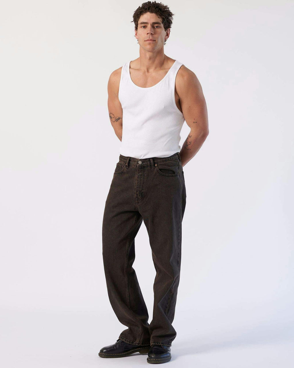 Omar Relaxed Jeans - Jet Brown