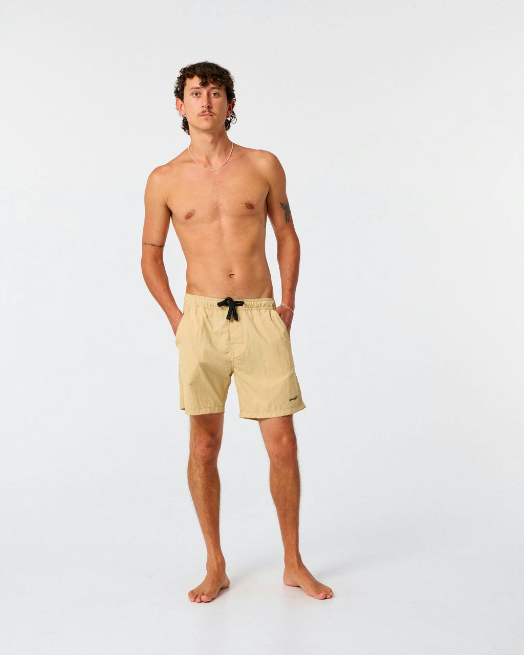 Nucleus 16" Trunk - Boulder
