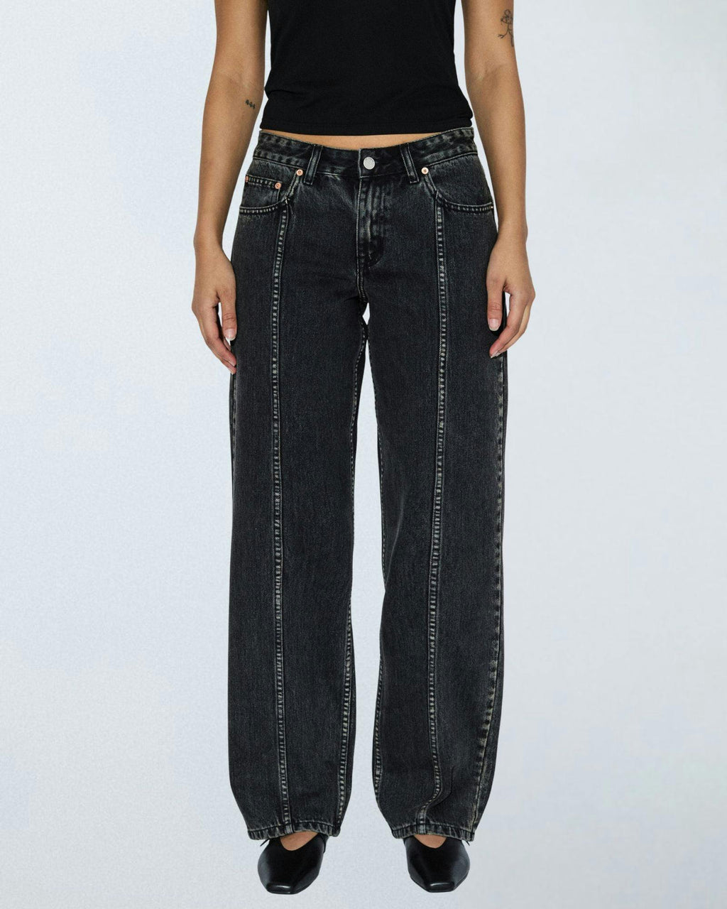 Nika Mid Straight Jeans - Worker Aged Black