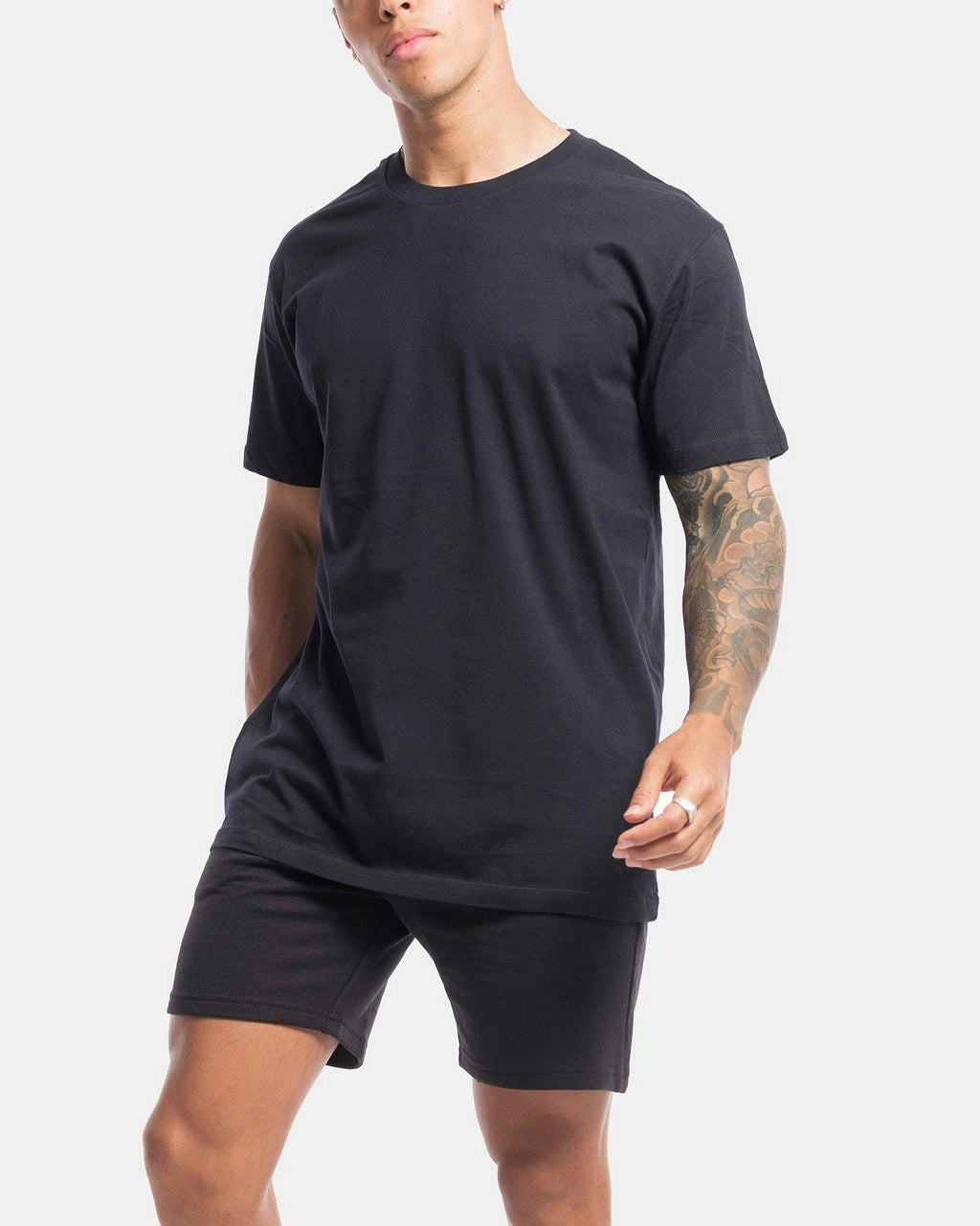 Vacant Tee