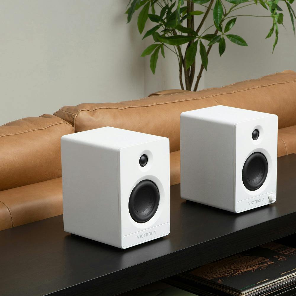 Victrola Automatic Turntable + Victrola Tempo Bookshelf Speakers Bundle - White