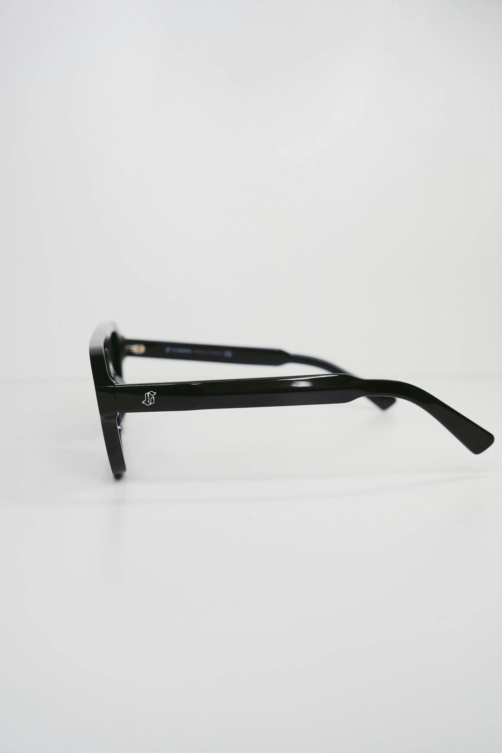 Clubman "Edge" Sunglasses