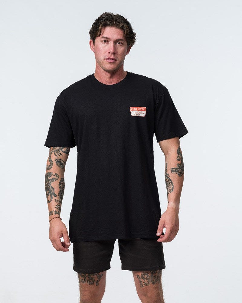 Coiled Crest Tee