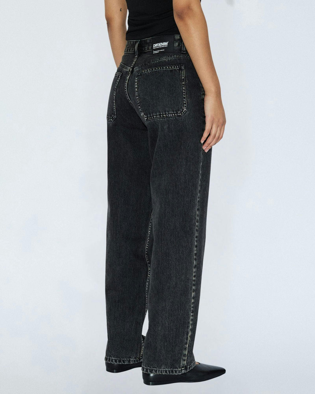 Nika Mid Straight Jeans - Worker Aged Black