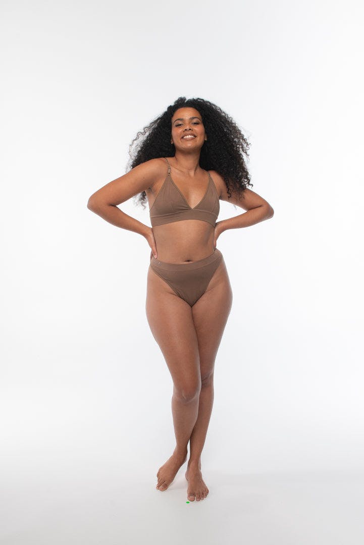 V CROP - BRONZE