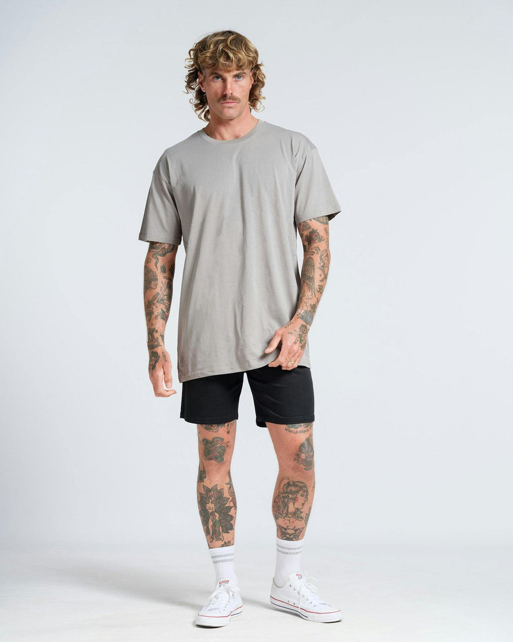 Vacant Tee